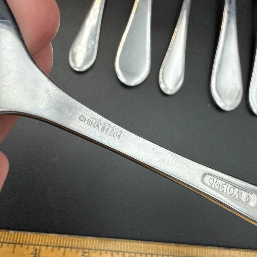 Oneida Icarus Glossy Stainless 3 Place Spoons 4 Teaspoons
